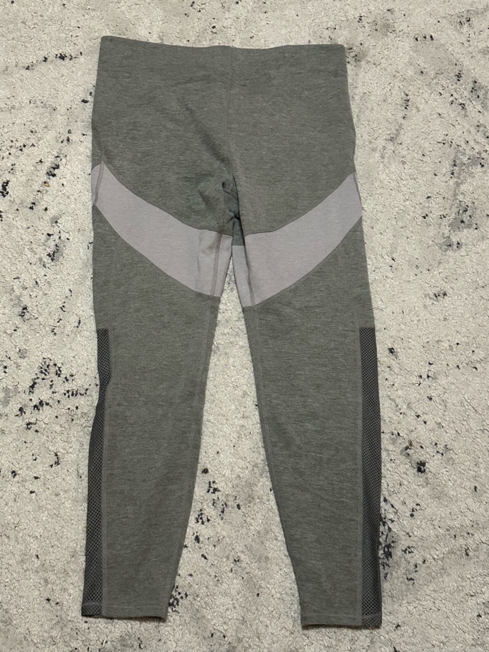 Tahari Sport Woman’s High Rise Mesh Panel Leggings Gray Size XL NWT/NWOT*